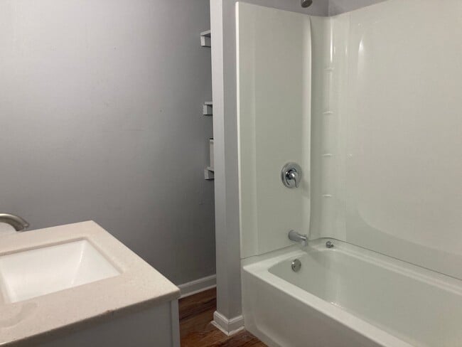 Building Photo - 4036 Perrysville Ave