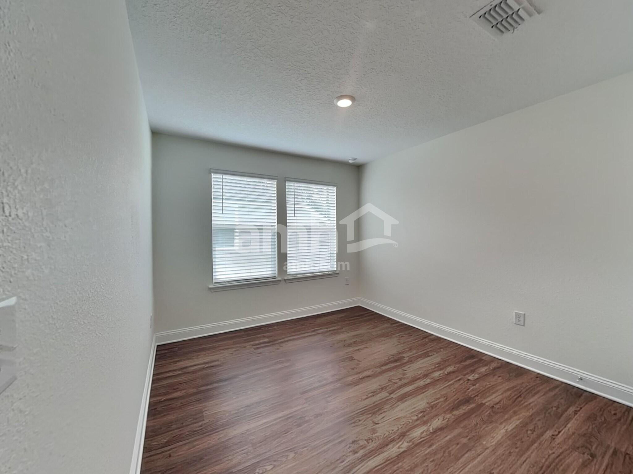 Building Photo - 2974 Hill Valley Ln