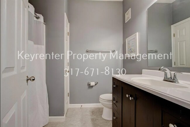 Building Photo - Discover this well-appointed 3-bedroom, 2-bath home in Indianapolis within an HOA community