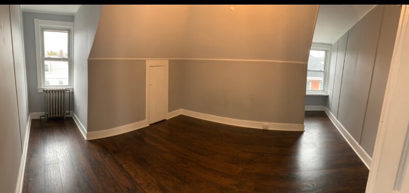 Building Photo - 203 S 15th St