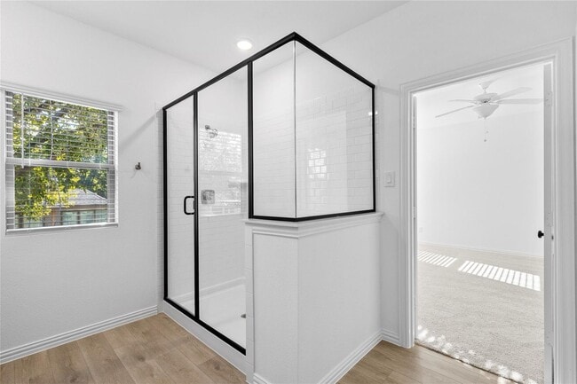 Building Photo - Brand-New 2025 Home in Gated Community Near Downtown Dallas