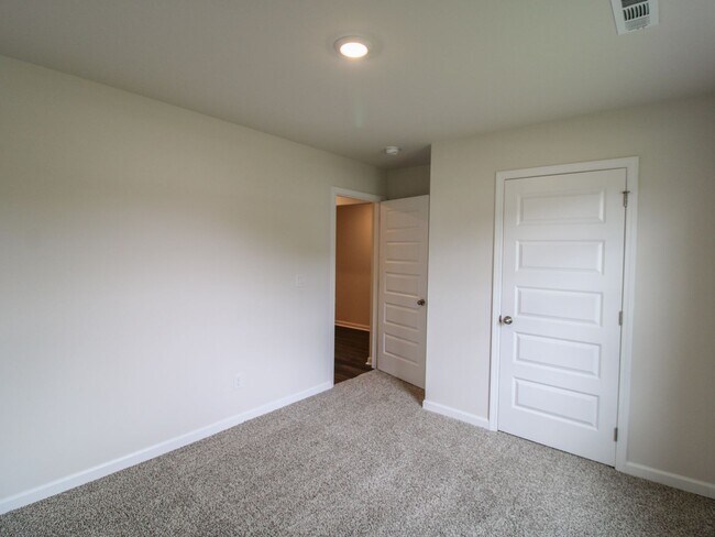 Building Photo - Brand-New Construction in Beautiful Sequoyah Cove – Owens Cross Roads!