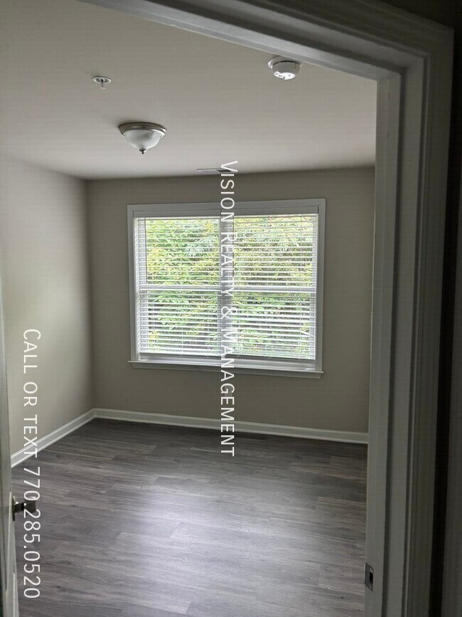 Building Photo - 8331 Triple Crown Dr