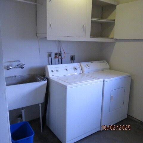 Utility Sink, washer, dryer - 2132 Town and Country Ln