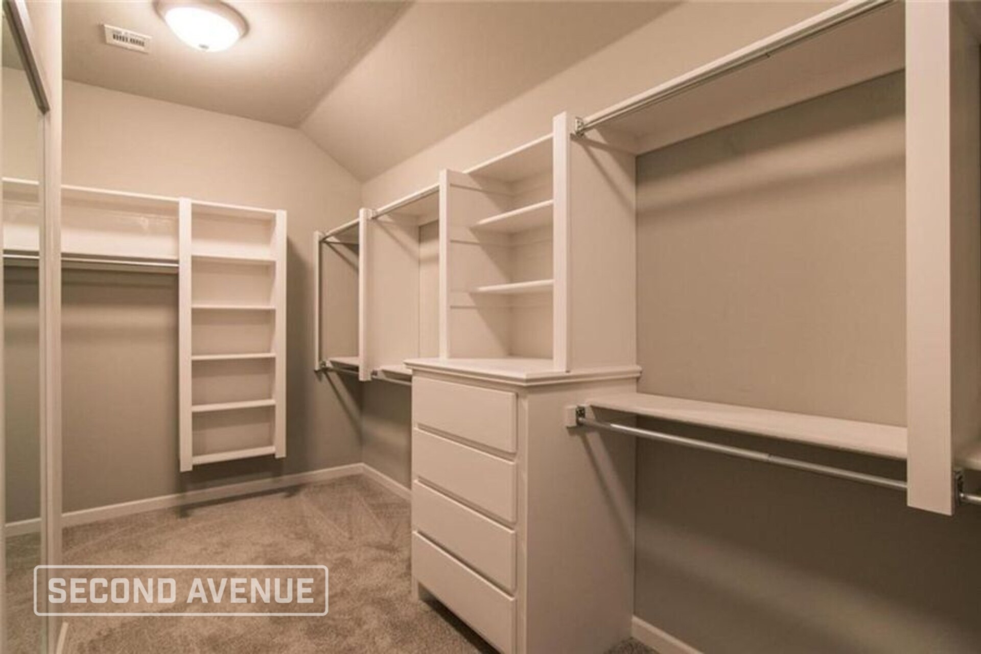 Building Photo - 2401 Los Angeles Ave