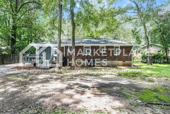 Building Photo - 5946 Shady Ln Cir