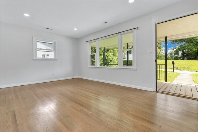 Building Photo - 38 Hi Alta Ave