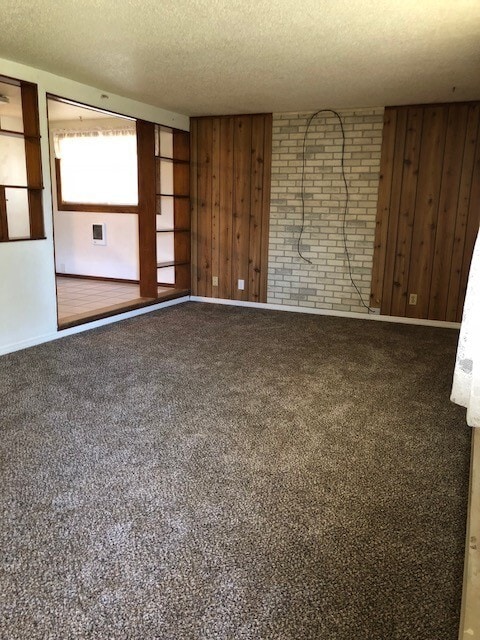 Building Photo - Two Bedroom Home in Moses Lake