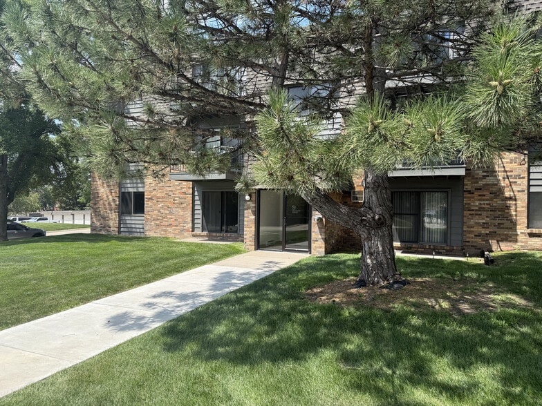 Building Photo - Meadow Wood