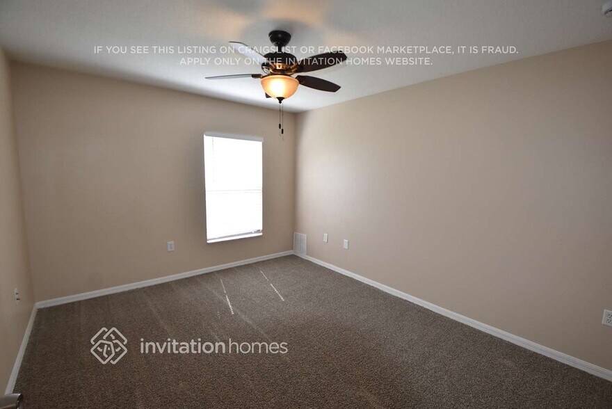 Building Photo - 15454 Martinmeadow Dr