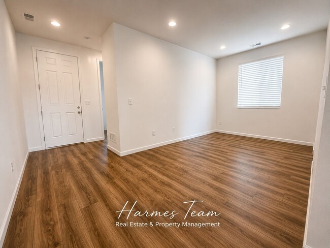 Building Photo - 9927 Beckham St