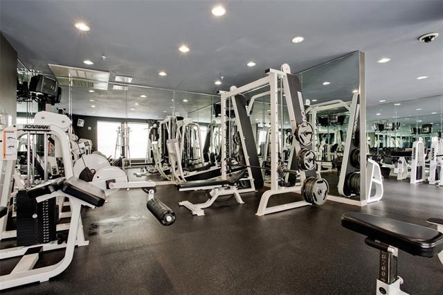 Building Photo - 3225 Turtle Creek Blvd Blvd