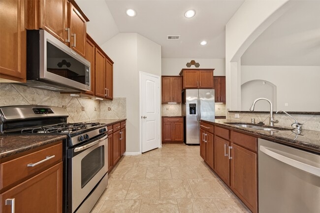 Building Photo - 111 Pheasant Run Dr