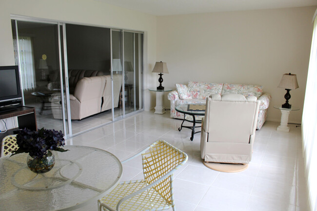 Building Photo - 5730 Fernley Dr E