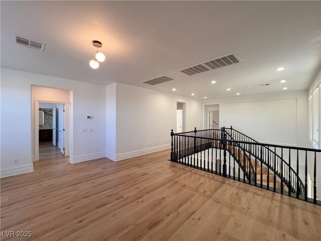 Building Photo - 599 Center Green Dr