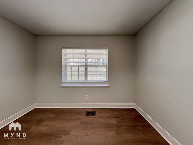 Building Photo - 808 Windover Pl
