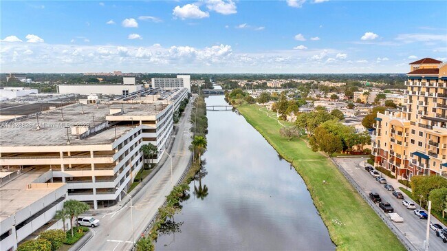 Building Photo - 8390 SW 72nd Ave