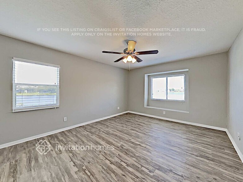 Building Photo - 10504 Lakeside Vista Dr