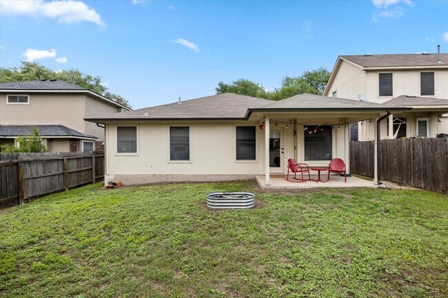 Building Photo - 1125 Vincent Pl