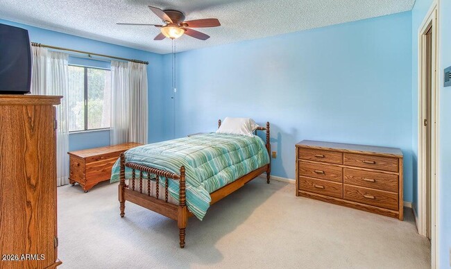 Building Photo - 10330 W Thunderbird Blvd