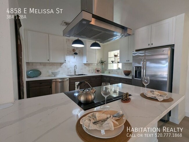 Primary Photo - 4858 E Melissa St