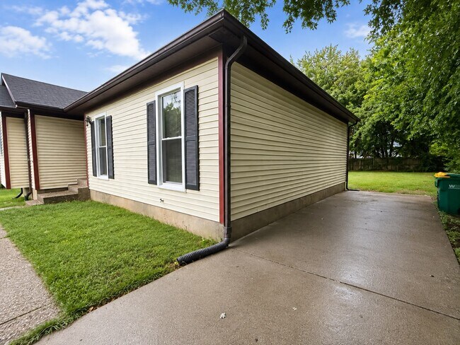 Building Photo - 4510 Murphy Ln