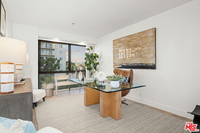 Building Photo - 10750 Wilshire Blvd