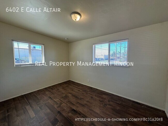 Building Photo - 6402 E Calle Altair