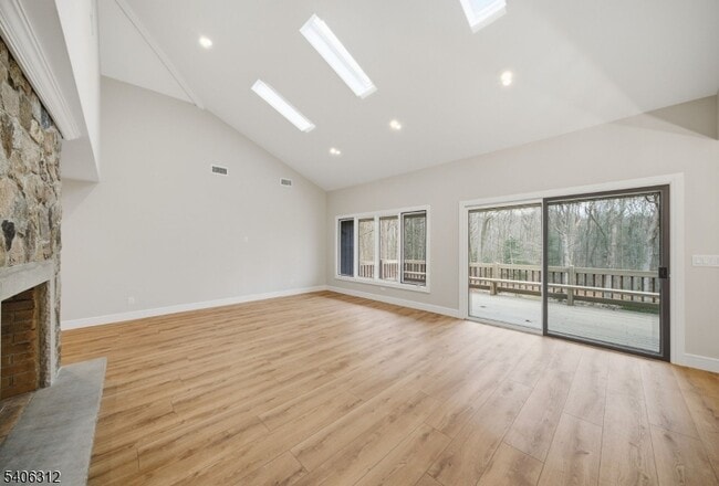 Building Photo - 12 McCaffrey Ln