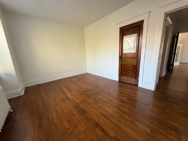 Building Photo - 6603-6603 Woodwell St