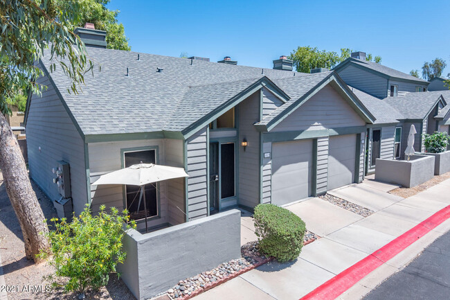 Building Photo - 14002 N 49th Ave