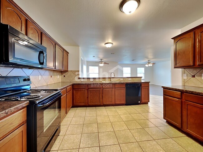 Building Photo - 2002 Wagon Trail