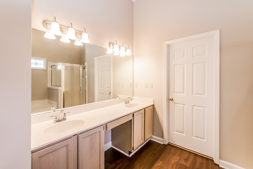 Building Photo - 2659 Country Downs Ln