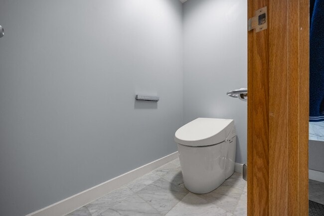 Building Photo - 1330 Ala Moana Blvd