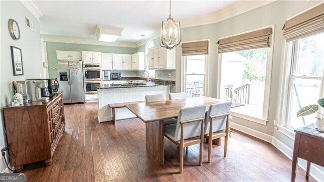 Building Photo - 148 White Oak Dr