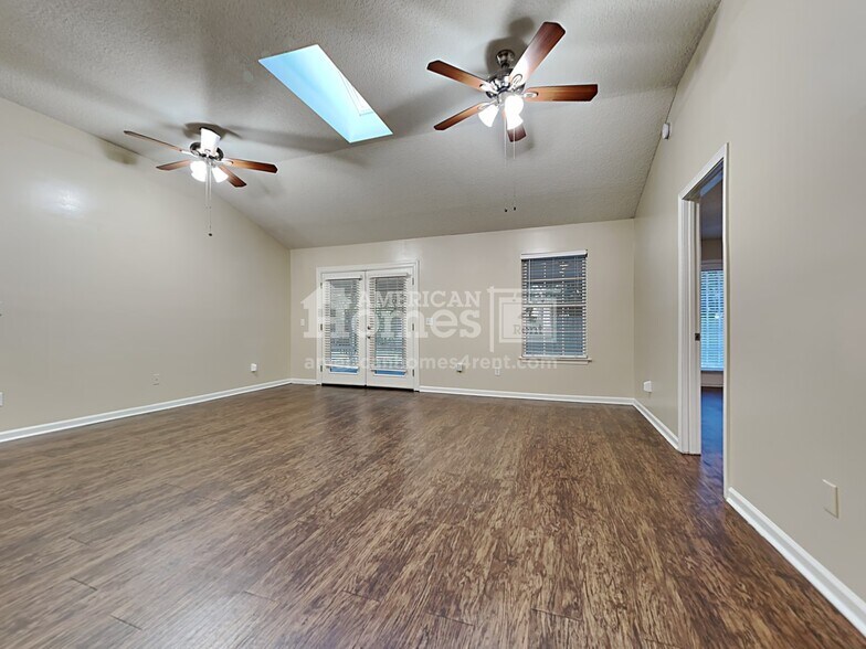 Building Photo - 96014 Sea Winds Dr