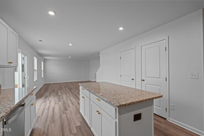 Building Photo - 27 Bird Dog Dr