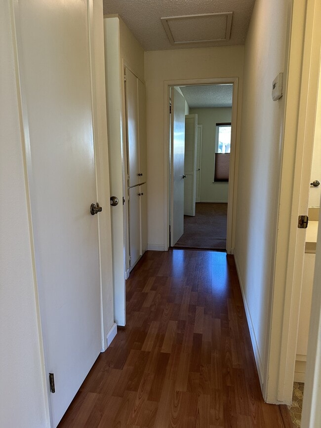 Building Photo - 175 Oak Island Dr