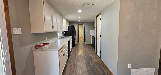 Building Photo - Stunning Rosewood Home COMING SOON