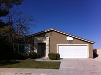 Building Photo - 3 BEDROOM HOME NEAR EAGLE RANCH COMMUNITY ...