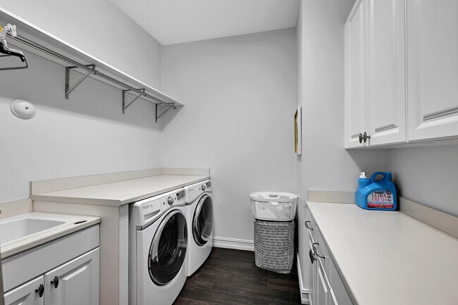 Building Photo - 8652 Lewis River Rd