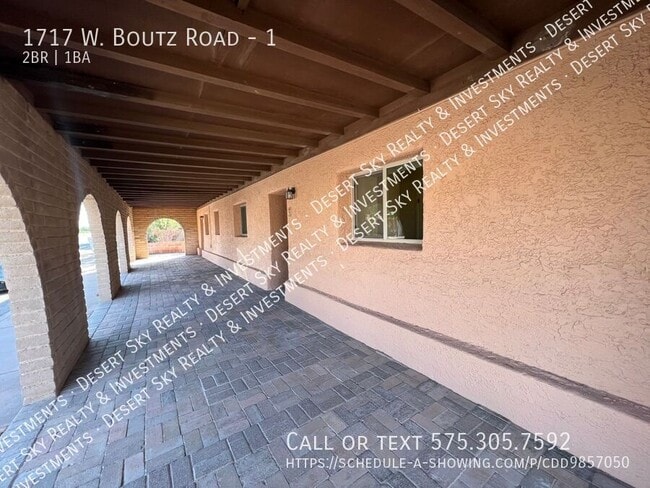 Building Photo - 1717 W Boutz Rd