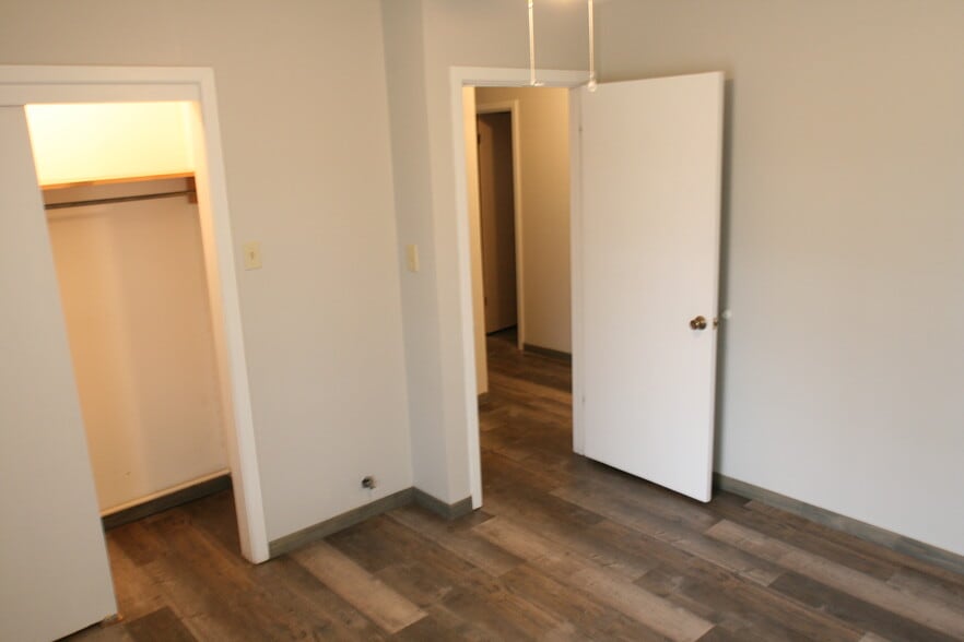 Bedroom 3 - 503 Hilliard Dr