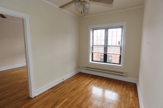 Building Photo - 629 W Cornelia Ave