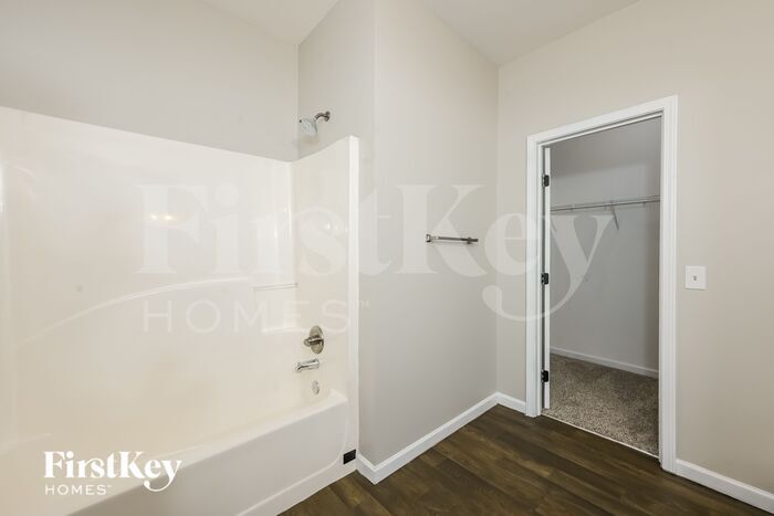 Building Photo - 874 Ivydale Ln SW