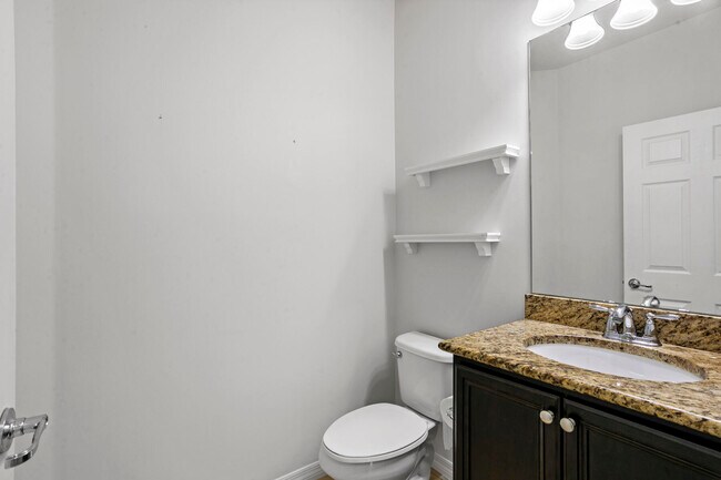 Building Photo - 1114 Sweet Hill Dr