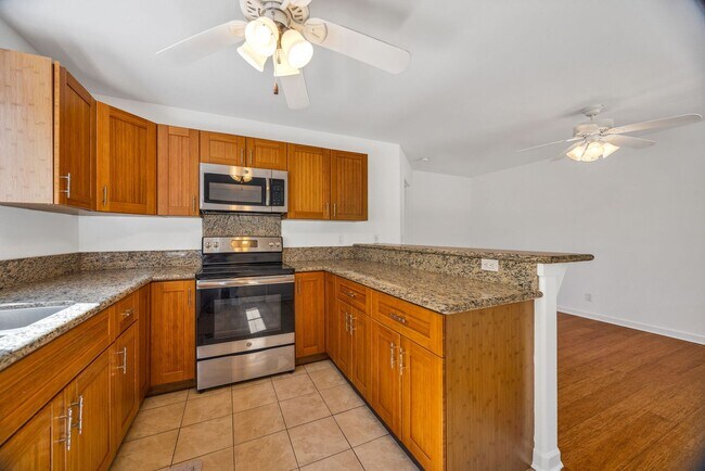 Building Photo - 2641 Moolio Pl