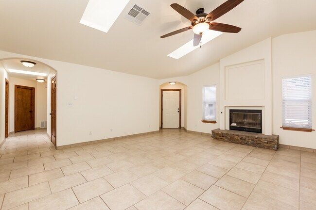 living - 2365 Saturn Cir