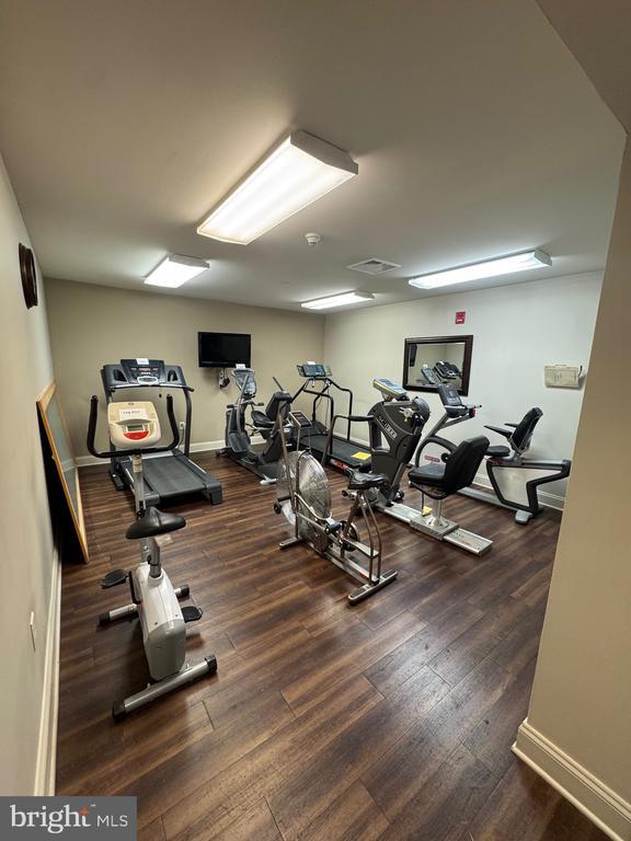 Building Photo - 6375 Chambersburg Rd