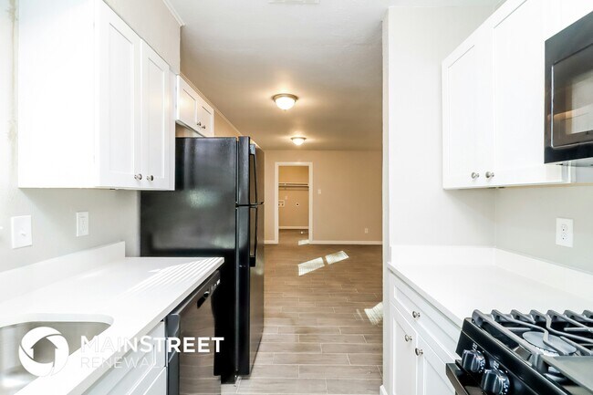 Building Photo - 1103 Johns Dr